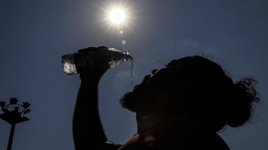 Meteoroloji uyardı: Poyraz bitince Basra ve Afrika sıcakları geliyor! Yaz eylülde de sürecek 8